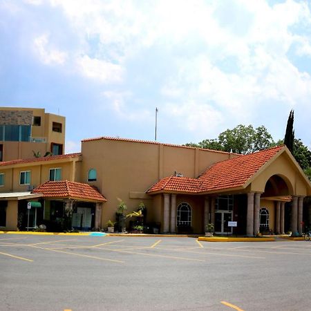 Best Western Bazarell Inn Montemorelos Esterno foto