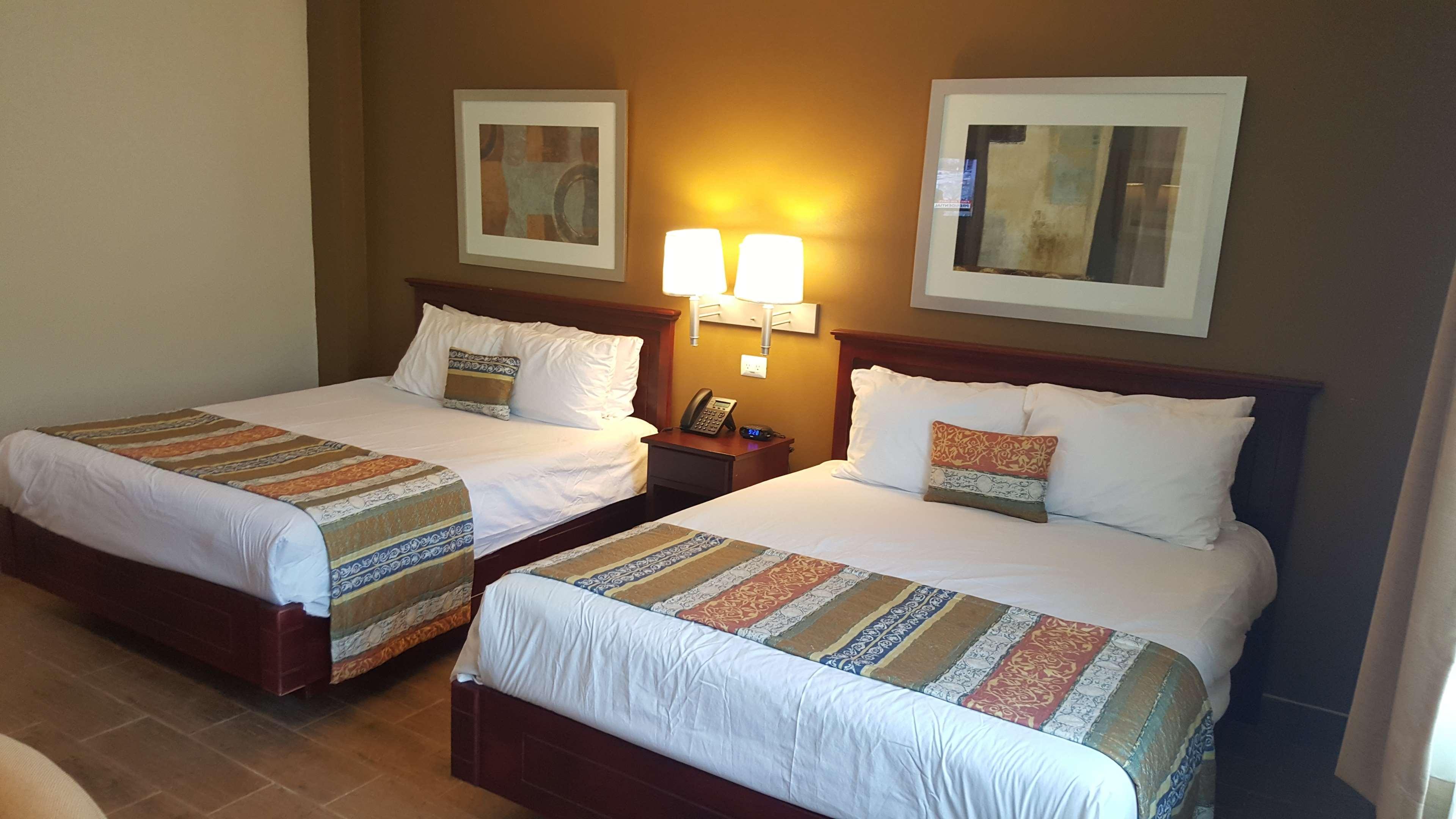 Best Western Bazarell Inn Montemorelos Esterno foto