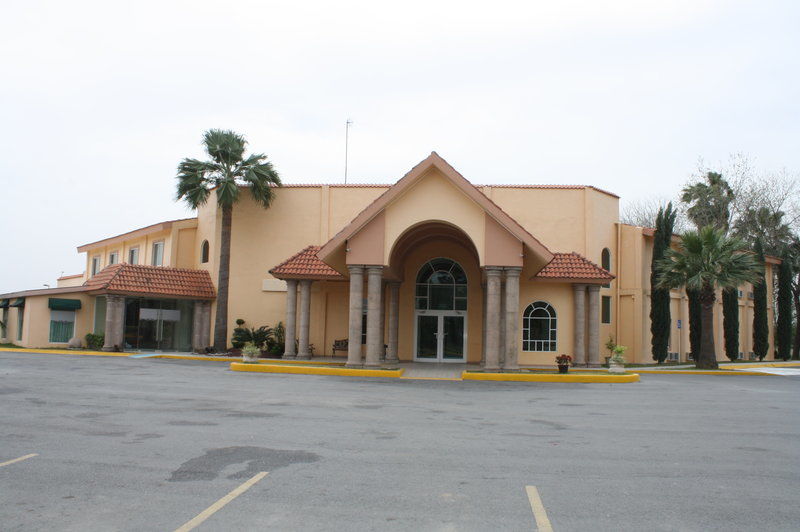 Best Western Bazarell Inn Montemorelos Esterno foto
