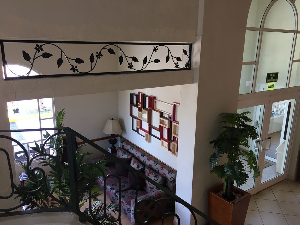 Best Western Bazarell Inn Montemorelos Esterno foto