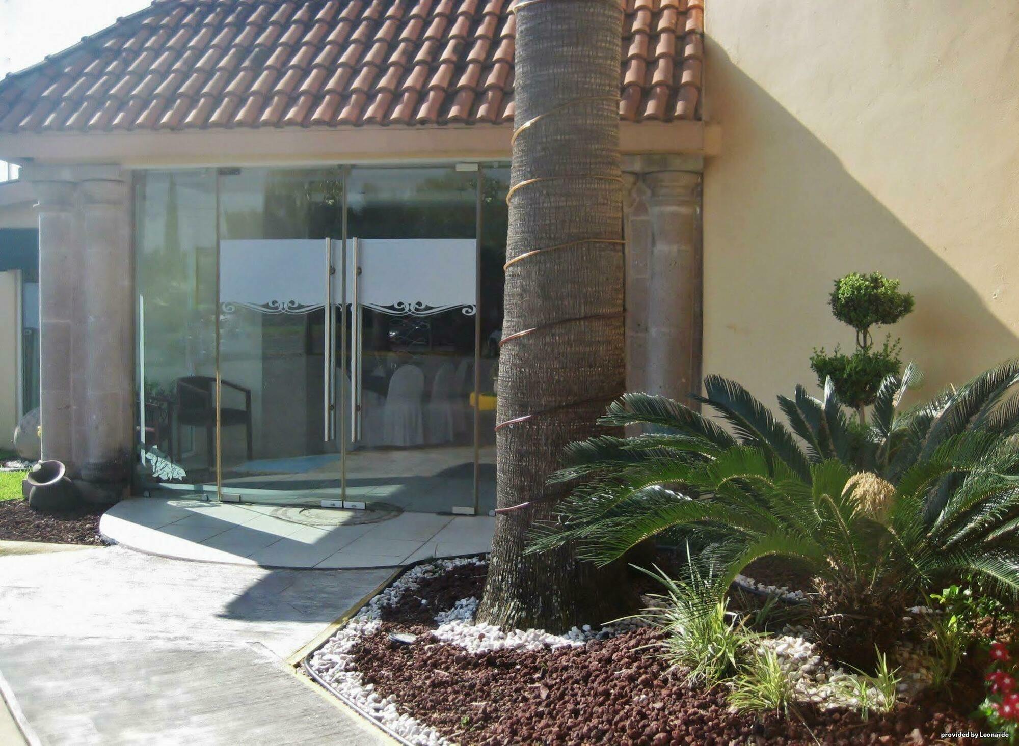 Best Western Bazarell Inn Montemorelos Esterno foto