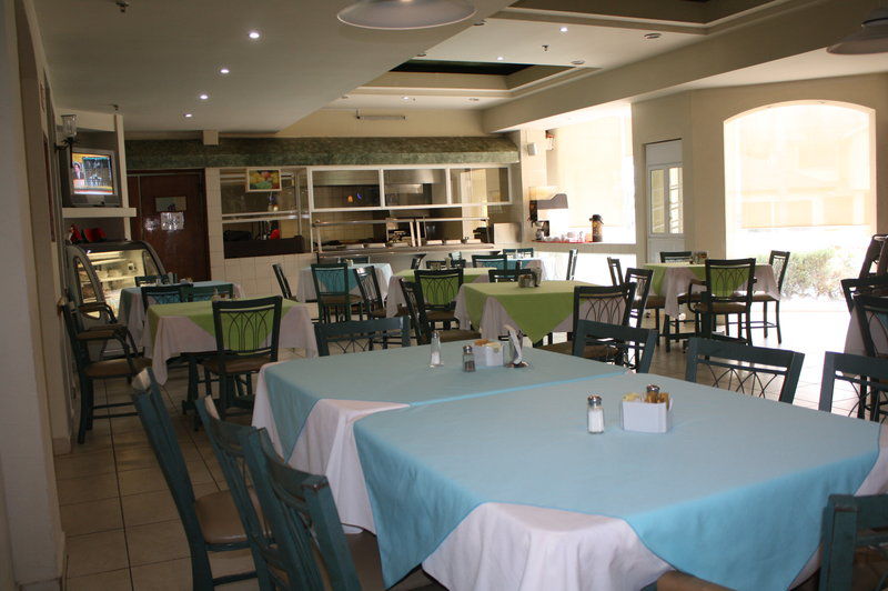 Best Western Bazarell Inn Montemorelos Esterno foto